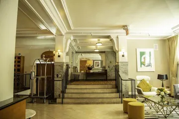 Executive Hotel Vintage Court