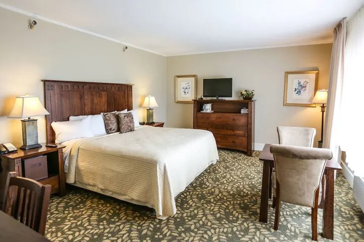 Room 4 of 46