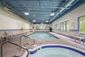 Glenwood Inn & Suites