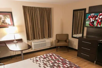 Red Roof Inn Sutton