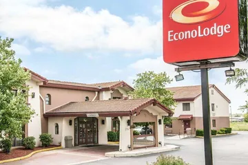 Econo Lodge Kalamazoo near Wings Stadium