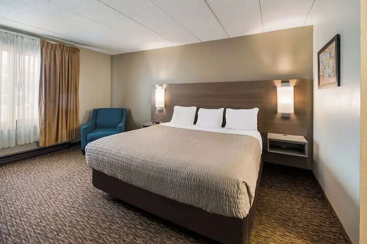 Room 5 of 30