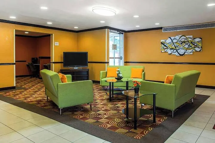 Hotel Interior 5 of 29
