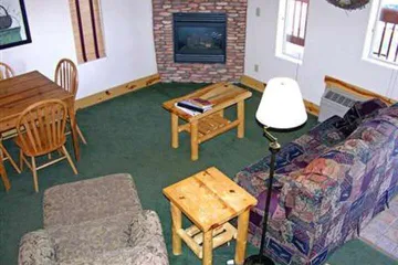 Eagle Fire Lodge & Cabins