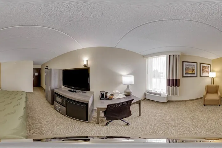 Room 5 of 36