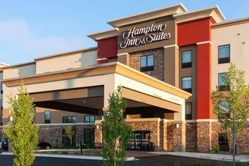 Hampton Inn & Suites Duluth North / Mall Area