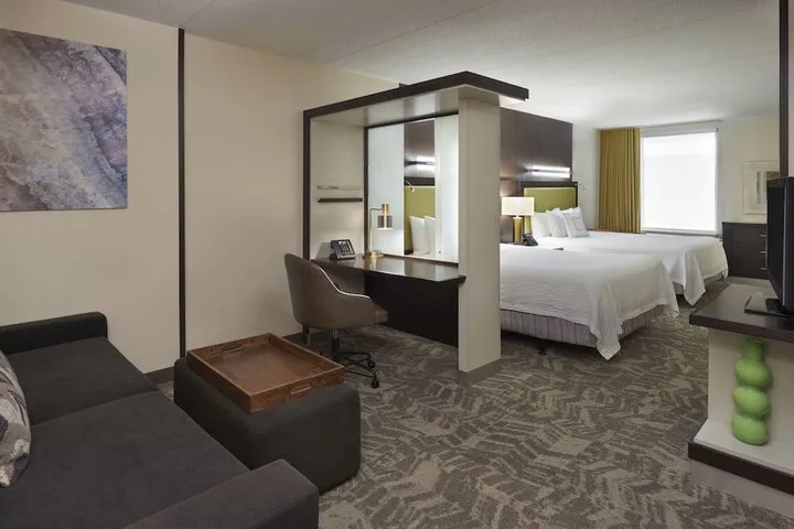 Room 4 of 30