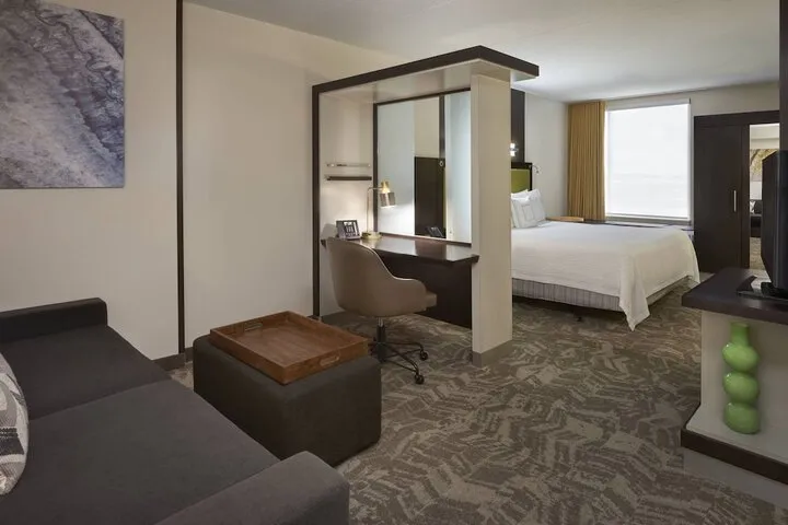 Room 5 of 30