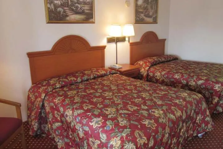 Room 4 of 21