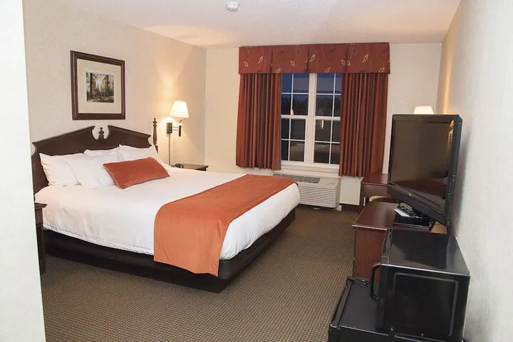 Room 5 of 38