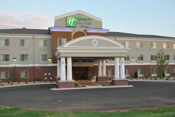 Holiday Inn Express & Suites Clinton by IHG