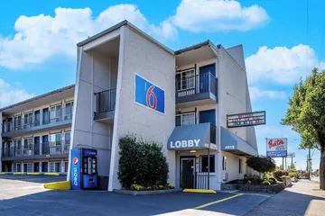 Motel 6 Portland OR - Southeast