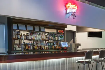 Super 8 by Wyndham Edmonton / West