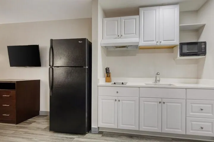 Room 5 of 37