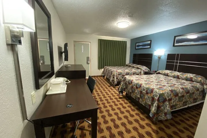 Room 3 of 26