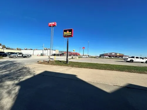 Primary image 1 of 41