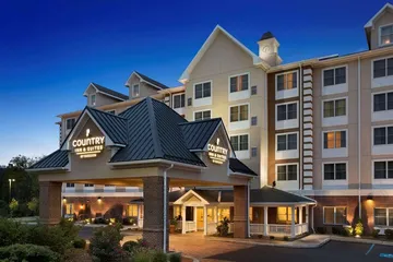 Country Inn & Suites by Radisson State College (Penn State Area), PA