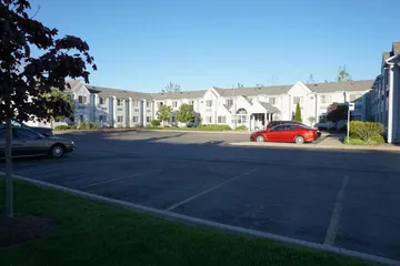 CenterWay Hotel Buffalo North Near University