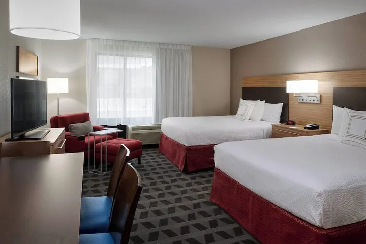 Room 5 of 26