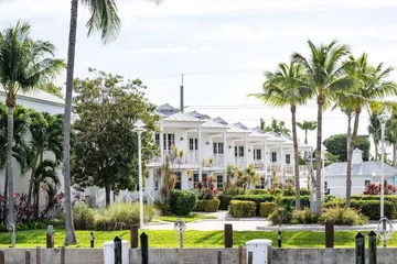 Bayside Villas by Islander Resort