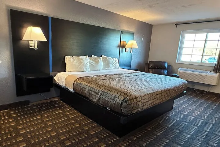 Room 5 of 21