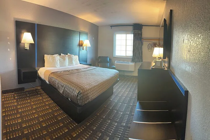 Room 4 of 21