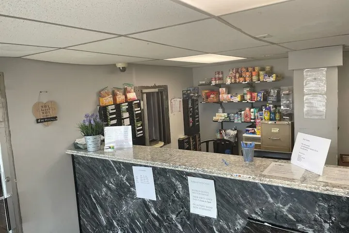 Check-in/check-out kiosk