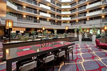 Embassy Suites by Hilton Dulles Airport