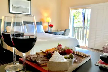 Olympia Lodge