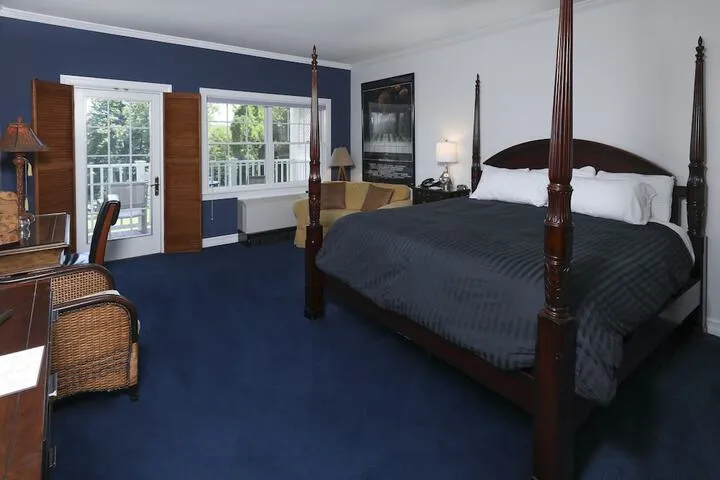 Room 5 of 116