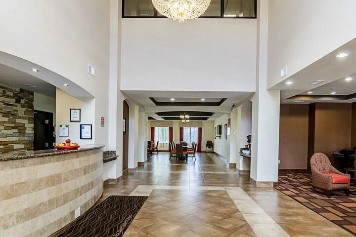 Hotel 2 of 37