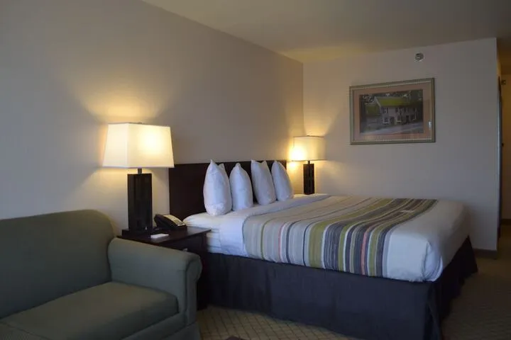 Room 5 of 39
