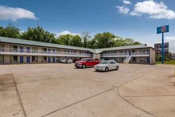 Motel 6 Attalla AL