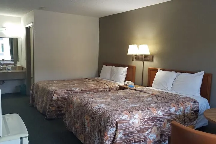 Room 5 of 24