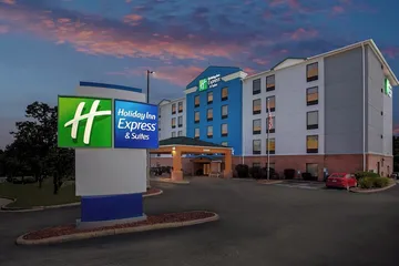 Holiday Inn Express Suites Charleston by IHG