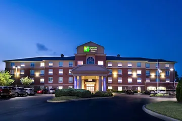 Holiday Inn Express & Suites Cincinnati - Mason by IHG