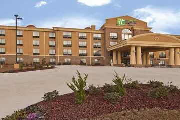 Holiday Inn Express & Suites Jackson / Pearl Intl Airport by IHG