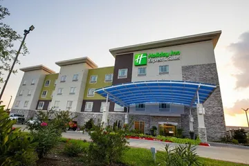 Holiday Inn Express & Suites Pasadena Houston Southeast by IHG