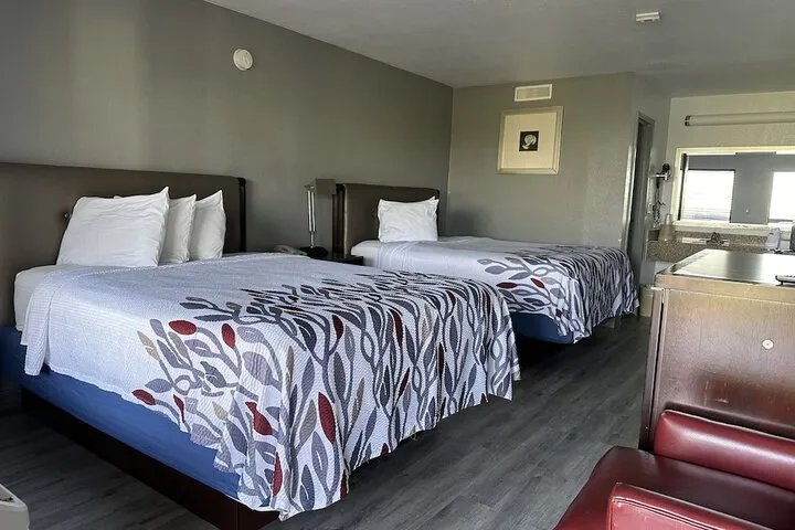 Room 3 of 11