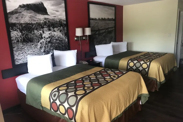Room 5 of 26
