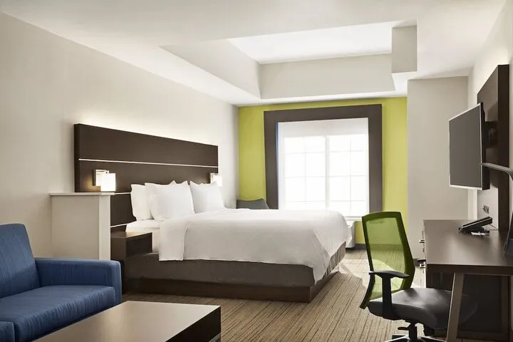 Room 4 of 31