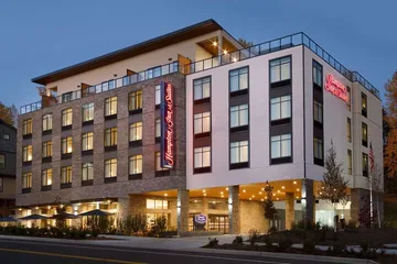 Hampton Inn & Suites Seattle / Renton