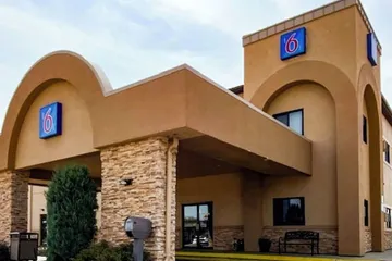 Motel 6 Minot ND