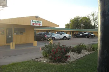 Tropicana Motel