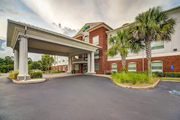 Holiday Inn Express & Suites Foley by IHG