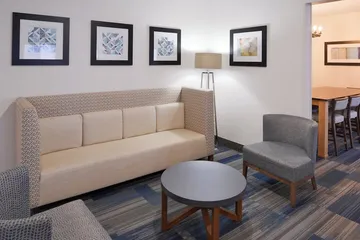 Holiday Inn Express & Suites Sioux Falls at Empire Mall by IHG