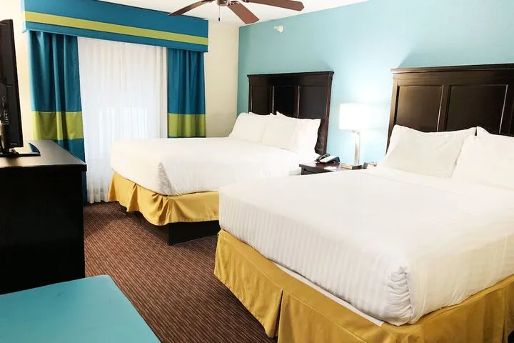 Room 3 of 53