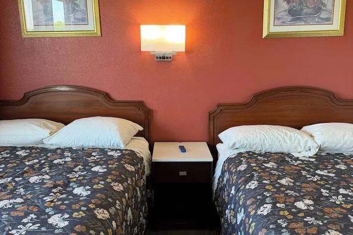 Room 3 of 19
