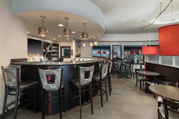 Best Western Premier Crown Chase Inn & Suites
