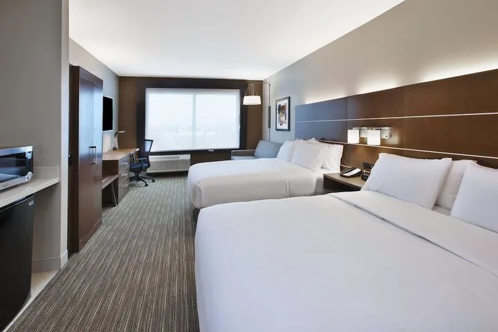 Room 5 of 24